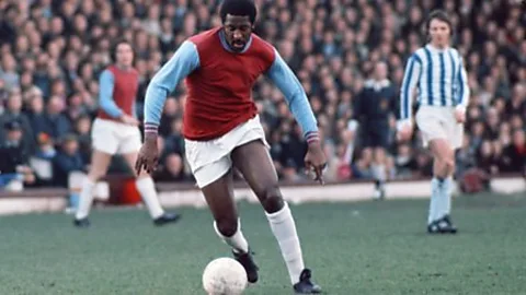 Witness History, Witness History, Clyde Best - A black footballing pioneer