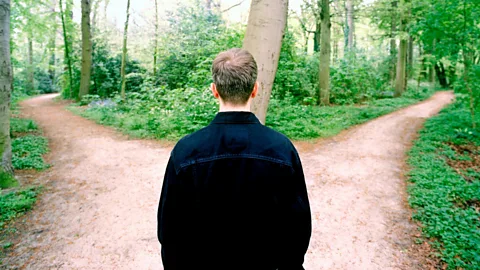 CrowdScience, CrowdScience, What's the best way to make a decision?