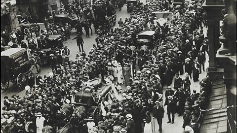 Aerial view of Emily Wilding Davison's funeral procession.