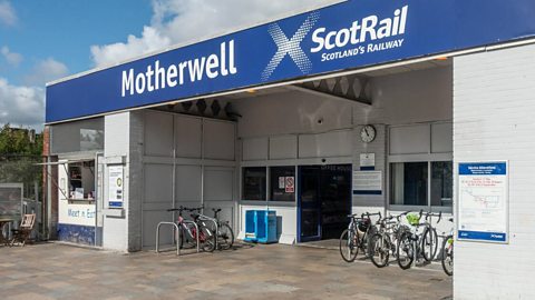 Motherwell station with bike racks