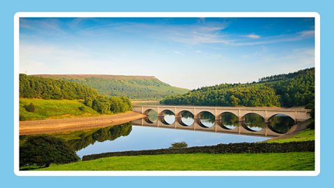 The bridge across Ladybower Reservoir