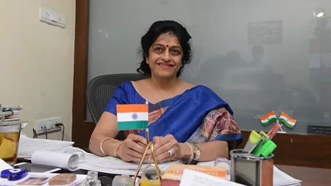 Witness History, Witness History, India's surrogacy capital