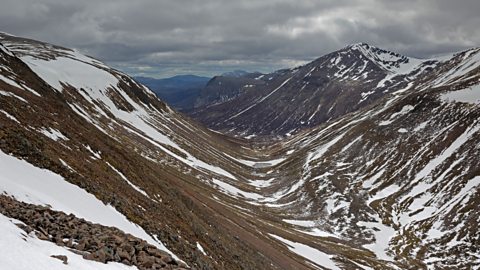 Bealach le sneachd