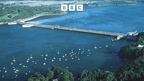 Witness History, Witness History, World’s first tidal power station