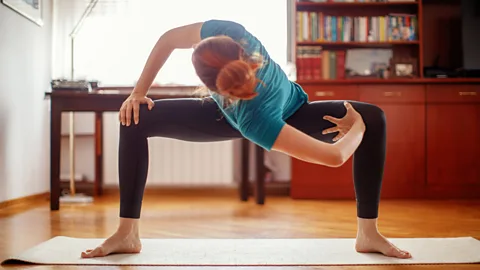 CrowdScience, CrowdScience, Are yoga claims bogus claims?