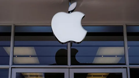 Tech Life, Tech Life, Apple workers accuse firm of 'union busting'