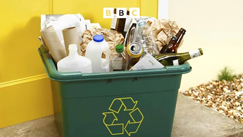 Witness History, Witness History, The universal recycling symbol