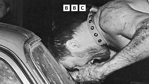 Witness History, Witness History, The Russian man who pretended to be a dog