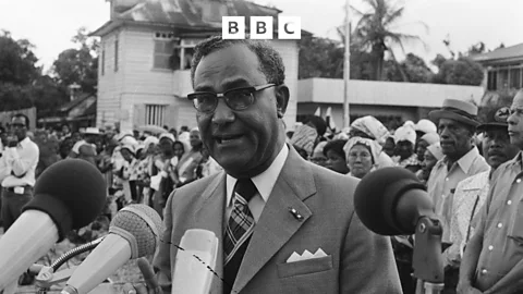 Witness History, Witness History, The sergeants' coup in Suriname