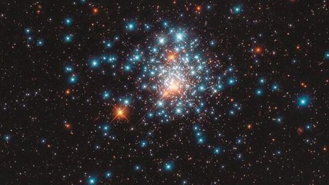 A pocketful of stars as seen by the Hubble space telescope