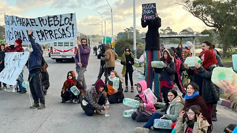 Business Daily, Business Daily, The row over Uruguay's pulp mills