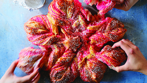 Nico Schinco Photo of Christmas star bread