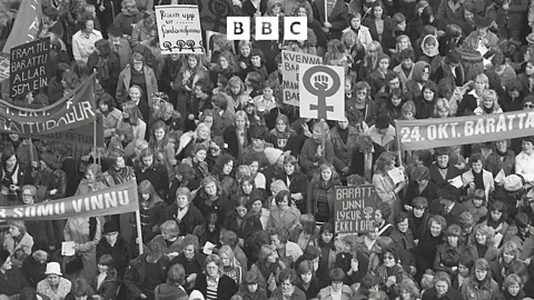 Witness History, Witness History, Icelandic women's strike