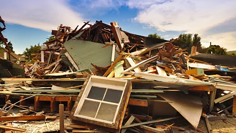 CrowdScience, CrowdScience, When will the next earthquake hit?