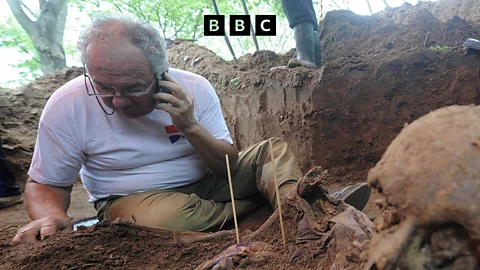 Witness History, Witness History, Finding the victims of Stroessner's Paraguay