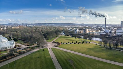 Sealladh bhon adhar air Glasgow Green