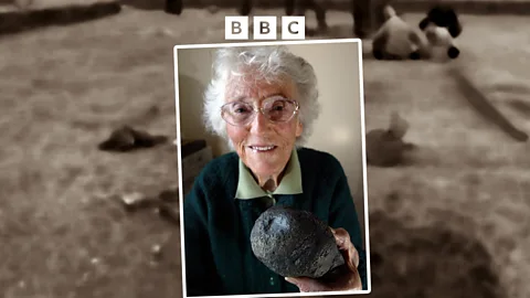 Witness History, Witness History, The discovery of New Zealand’s first dinosaur