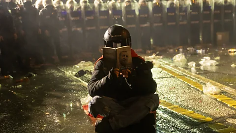 Newshour, Newshour, Erdogan blames Turkish opposition for “provoking” ongoing protests