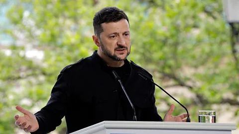 Newshour, Newshour, Zelensky says he will meet Putin for talks