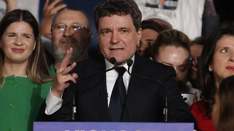Newshour, Newshour, Exit polls suggest pro-EU candidate will win Romanian election