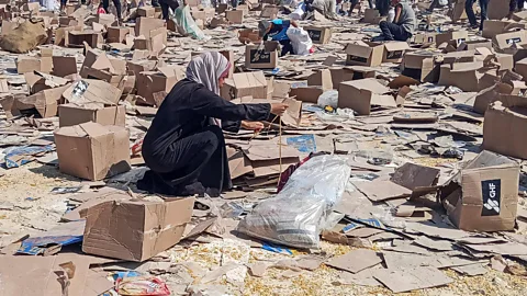 Newshour, Newshour, Gaza aid suspended again after 6 killed
