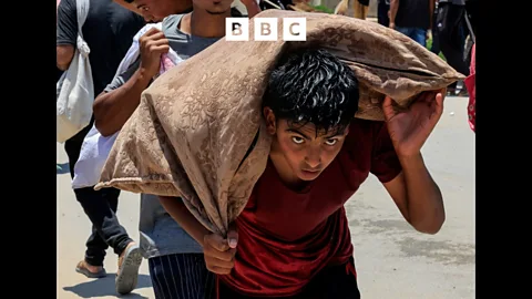 Global News Podcast, Shootings in Gaza claim the lives of Palestinians desperate for food