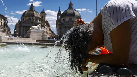 Newshour, Newshour, Europe facing heatwave