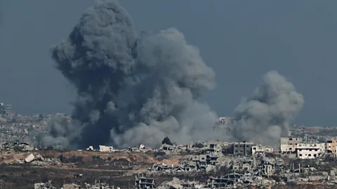 Newshour, Newshour, Israel's plan to move Gazans into a camp