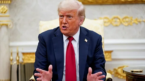 Newshour, Newshour, Trump threatens ‘very severe’ tariffs on Russia