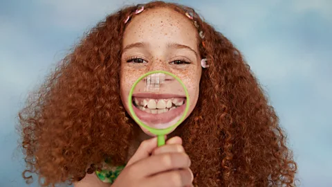 CrowdScience, CrowdScience, How are teeth made?