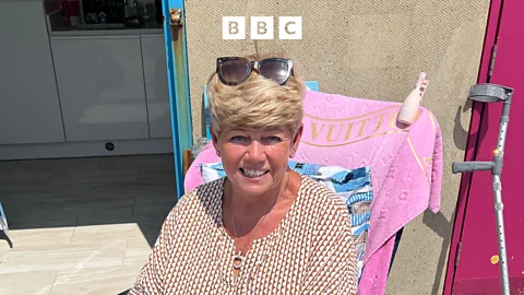 File on 4 Investigates, File on 4, My Faulty Knee Replacement