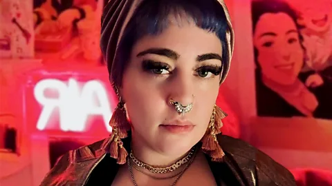Outlook, Outlook, I thought I was a movie star but it was a delusion