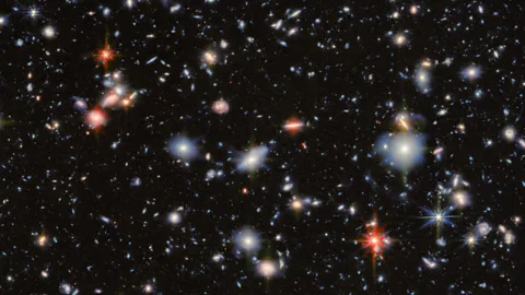 CrowdScience, CrowdScience, How long does light last?