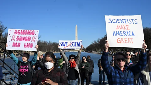 The Documentary Podcast, White Coats v the White House