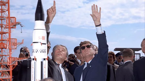 Arthur C Clarke to Ray Bradbury