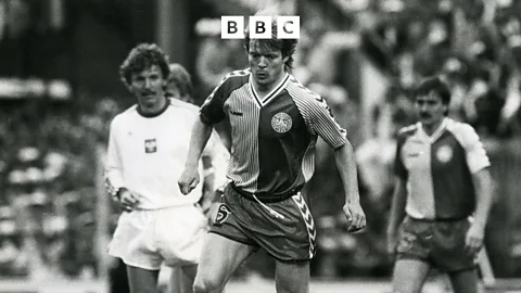 Sportsworld, Sportsworld, Why Soren Lerby played in two games on the same day