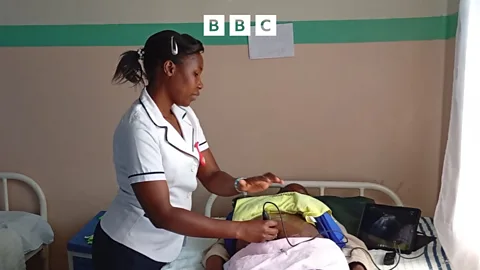 Portable ultrasound brings life-saving scans to new mothers