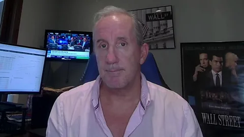 Tech stocks dominate market