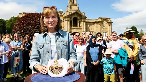 Lister Park and Cartwright Hall 3
