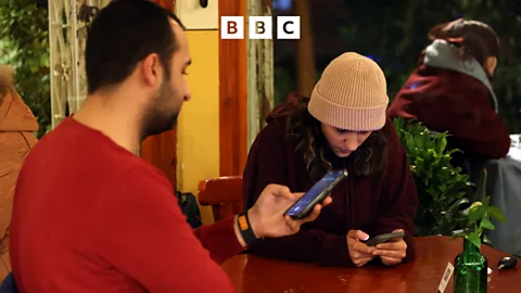 Global News Podcast, Partial restoration of phone services in Iran