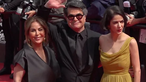 Dissident Iranian filmmaker Jafar Panahi speaks to the BBC