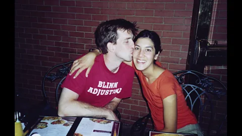 Outlook, Outlook, The couple who secretly lived in a shopping mall