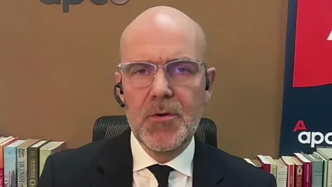 U.K.’s Starmer visits China