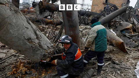 Global News Podcast, Russia continues bombing as peace talks with Ukraine begin