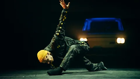 Outlook, Outlook, I had to fight for my life and learn to dance again