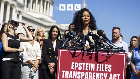 Global News Podcast, Members of US Congress see the unredacted Epstein files
