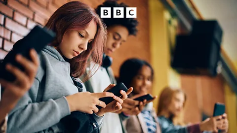 The Briefing Room, The Briefing Room, Should the Government ban social media for young people?