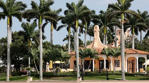 Newshour, Newshour, Secret Service shoot armed man at Trump’s Mar-a-Lago