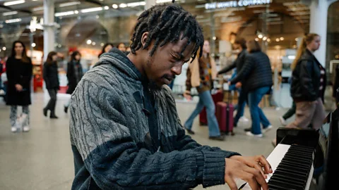 Outlook, Outlook, Music was my salvation: the homeless man and the piano