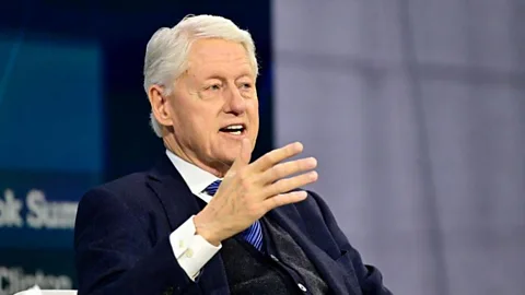 Newshour, Newshour, Bill Clinton: 'I saw nothing, I did nothing wrong'